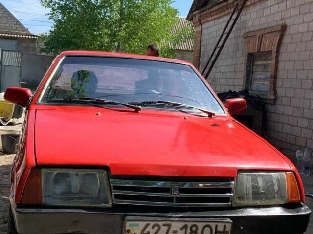 Красный ВАЗ 2109, объемом двигателя 0.16 л и пробегом 212 тыс. км за 927 $, фото 1 на Automoto.ua