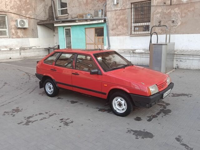 Красный ВАЗ 2109, объемом двигателя 1.3 л и пробегом 1 тыс. км за 958 $, фото 1 на Automoto.ua