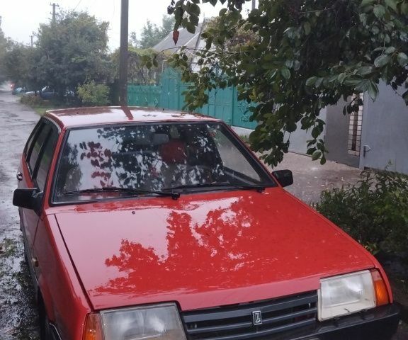 Червоний ВАЗ 2109, об'ємом двигуна 1.3 л та пробігом 150 тис. км за 756 $, фото 1 на Automoto.ua