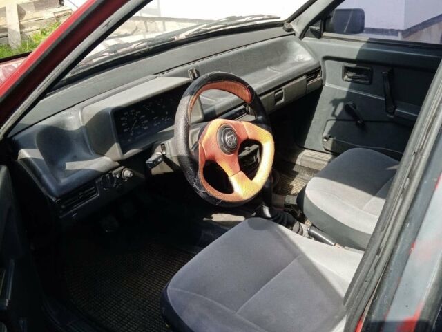 Красный ВАЗ 2109, объемом двигателя 1.1 л и пробегом 73 тыс. км за 500 $, фото 1 на Automoto.ua
