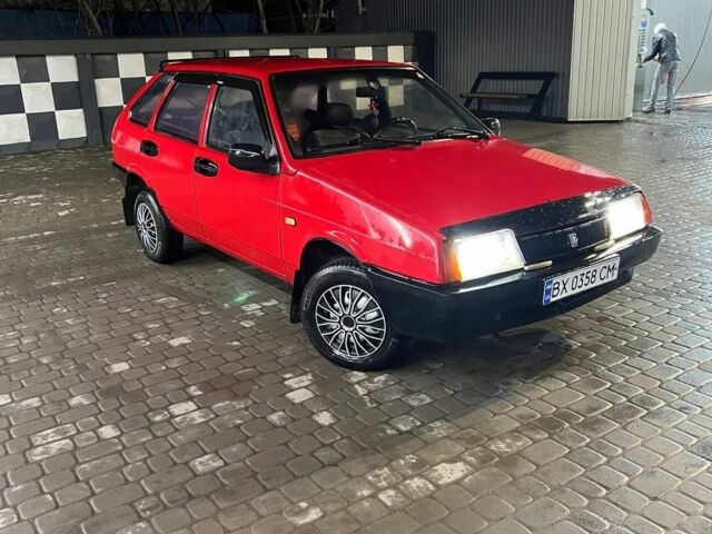 Красный ВАЗ 2109, объемом двигателя 1.5 л и пробегом 8 тыс. км за 1500 $, фото 1 на Automoto.ua
