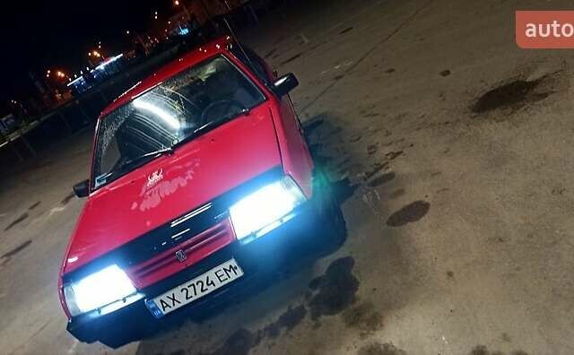 Красный ВАЗ 2109, объемом двигателя 1.5 л и пробегом 25 тыс. км за 900 $, фото 1 на Automoto.ua