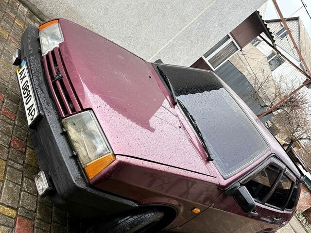 Красный ВАЗ 2109, объемом двигателя 1.3 л и пробегом 240 тыс. км за 650 $, фото 1 на Automoto.ua