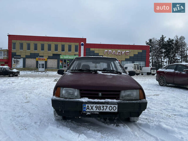 Червоний ВАЗ 2109, об'ємом двигуна 1.5 л та пробігом 300 тис. км за 820 $, фото 1 на Automoto.ua