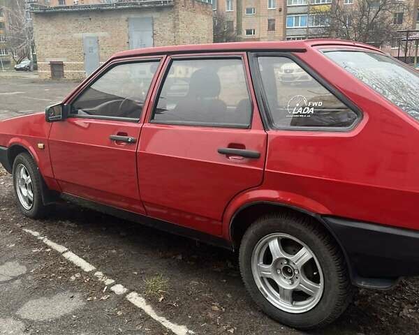 Красный ВАЗ 2109, объемом двигателя 1.5 л и пробегом 200 тыс. км за 1300 $, фото 1 на Automoto.ua