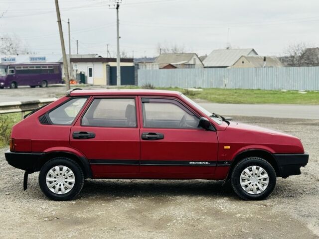 Красный ВАЗ 2109, объемом двигателя 0 л и пробегом 175 тыс. км за 1100 $, фото 1 на Automoto.ua