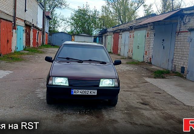 Красный ВАЗ 2109, объемом двигателя 1.3 л и пробегом 80 тыс. км за 1500 $, фото 1 на Automoto.ua