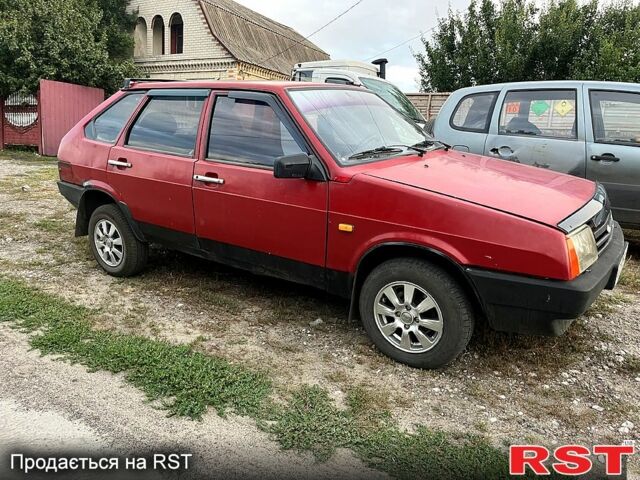 Красный ВАЗ 2109, объемом двигателя 1.5 л и пробегом 200 тыс. км за 999 $, фото 1 на Automoto.ua