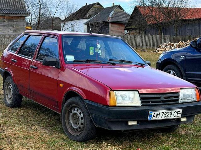 Красный ВАЗ 2109, объемом двигателя 1.5 л и пробегом 40 тыс. км за 1199 $, фото 1 на Automoto.ua