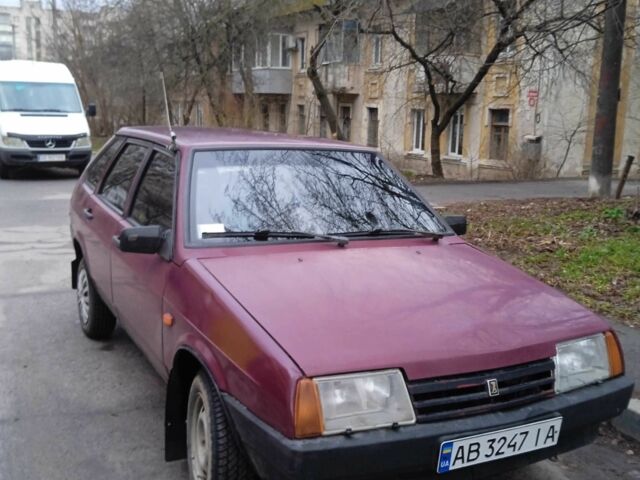 Красный ВАЗ 2109, объемом двигателя 1.5 л и пробегом 85 тыс. км за 850 $, фото 1 на Automoto.ua