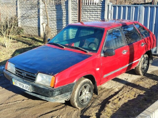 Красный ВАЗ 2109, объемом двигателя 1.5 л и пробегом 250 тыс. км за 910 $, фото 1 на Automoto.ua