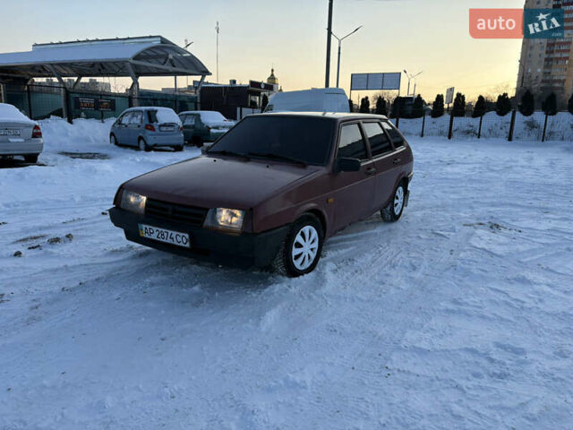 Красный ВАЗ 2109, объемом двигателя 1.5 л и пробегом 200 тыс. км за 850 $, фото 1 на Automoto.ua