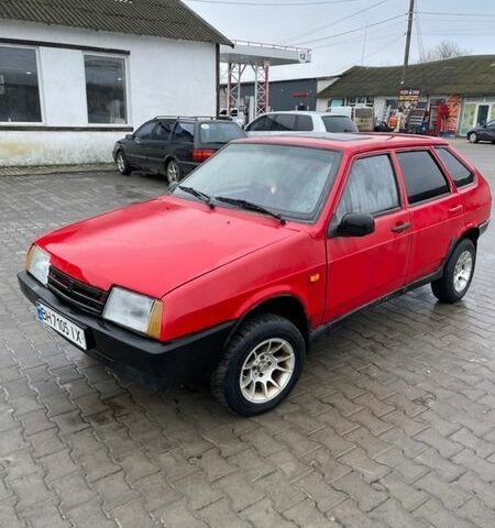 Красный ВАЗ 2109, объемом двигателя 1.5 л и пробегом 300 тыс. км за 1000 $, фото 1 на Automoto.ua