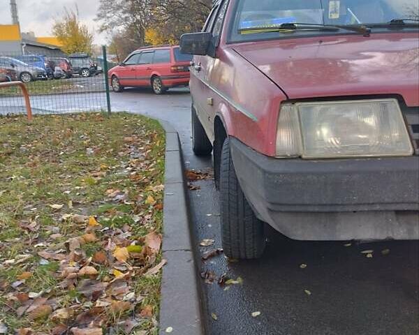 Красный ВАЗ 2109, объемом двигателя 1.29 л и пробегом 200 тыс. км за 1100 $, фото 1 на Automoto.ua