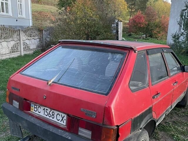Червоний ВАЗ 2109, об'ємом двигуна 1.5 л та пробігом 280 тис. км за 377 $, фото 1 на Automoto.ua