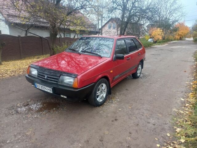 Красный ВАЗ 2109, объемом двигателя 1.5 л и пробегом 200 тыс. км за 1300 $, фото 1 на Automoto.ua