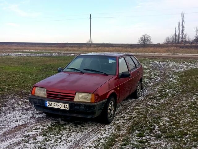 Красный ВАЗ 2109, объемом двигателя 1.5 л и пробегом 1000 тыс. км за 900 $, фото 1 на Automoto.ua