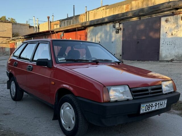 Красный ВАЗ 2109, объемом двигателя 1.5 л и пробегом 80 тыс. км за 2157 $, фото 1 на Automoto.ua
