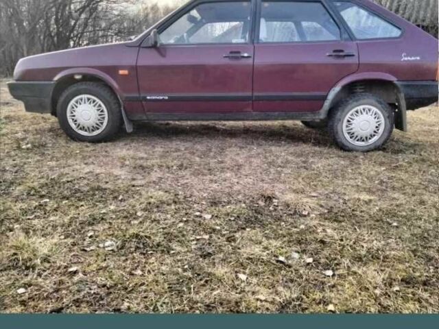 Красный ВАЗ 2109, объемом двигателя 1.5 л и пробегом 85 тыс. км за 1001 $, фото 1 на Automoto.ua