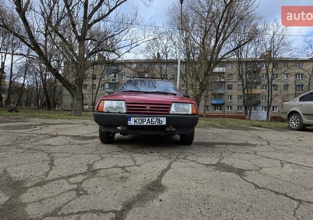 Красный ВАЗ 2109, объемом двигателя 1.5 л и пробегом 173 тыс. км за 950 $, фото 1 на Automoto.ua