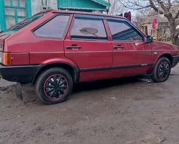 Красный ВАЗ 2109, объемом двигателя 1.5 л и пробегом 230 тыс. км за 1800 $, фото 1 на Automoto.ua