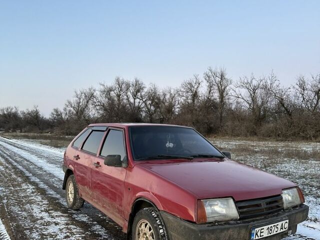 Красный ВАЗ 2109, объемом двигателя 1.5 л и пробегом 177 тыс. км за 1000 $, фото 1 на Automoto.ua