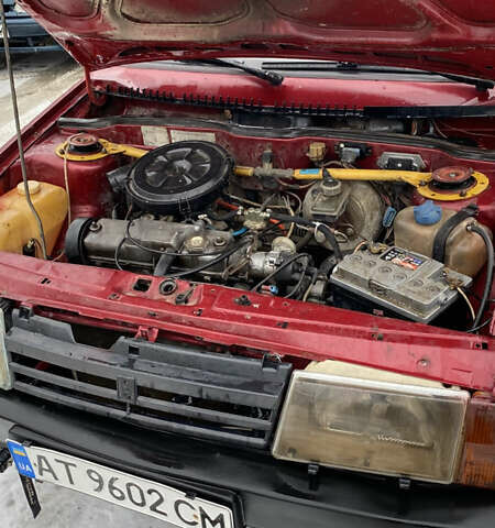 Красный ВАЗ 2109, объемом двигателя 1.5 л и пробегом 93 тыс. км за 1050 $, фото 1 на Automoto.ua