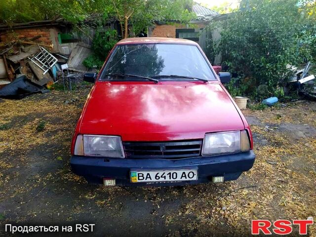 Красный ВАЗ 2109, объемом двигателя 1.5 л и пробегом 0 тыс. км за 922 $, фото 1 на Automoto.ua
