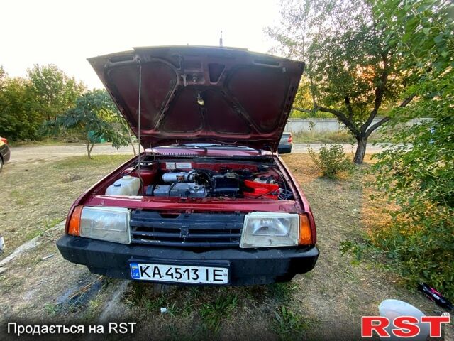 Красный ВАЗ 2109, объемом двигателя 1.5 л и пробегом 105 тыс. км за 1000 $, фото 1 на Automoto.ua