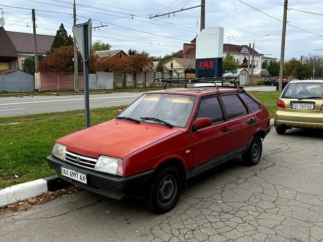 ВАЗ 2109 1997 в Харькове на Automoto.ua Красный ВАЗ 2109, объемом двигателя 1.5 л и пробегом 150 тыс. км за 850 $, фото 1 на Automoto.ua