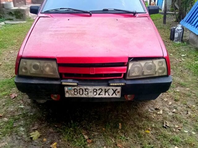 Красный ВАЗ 2109, объемом двигателя 1.5 л и пробегом 170 тыс. км за 360 $, фото 1 на Automoto.ua