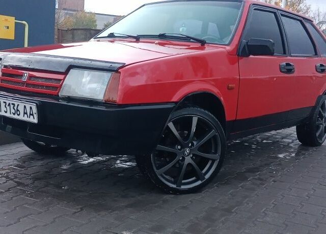 Красный ВАЗ 2109, объемом двигателя 0 л и пробегом 777 тыс. км за 1200 $, фото 1 на Automoto.ua
