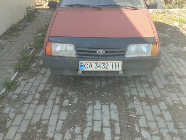 Красный ВАЗ 2109, объемом двигателя 1.5 л и пробегом 300 тыс. км за 1100 $, фото 1 на Automoto.ua