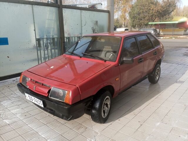 Червоний ВАЗ 2109, об'ємом двигуна 2 л та пробігом 200 тис. км за 700 $, фото 1 на Automoto.ua