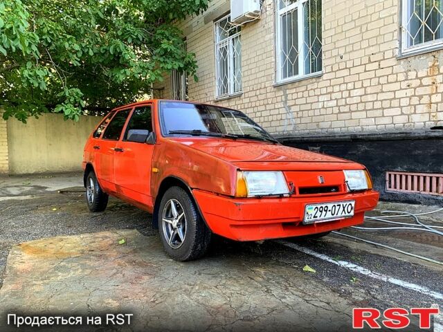 Красный ВАЗ 2109, объемом двигателя 1.5 л и пробегом 200 тыс. км за 1700 $, фото 1 на Automoto.ua