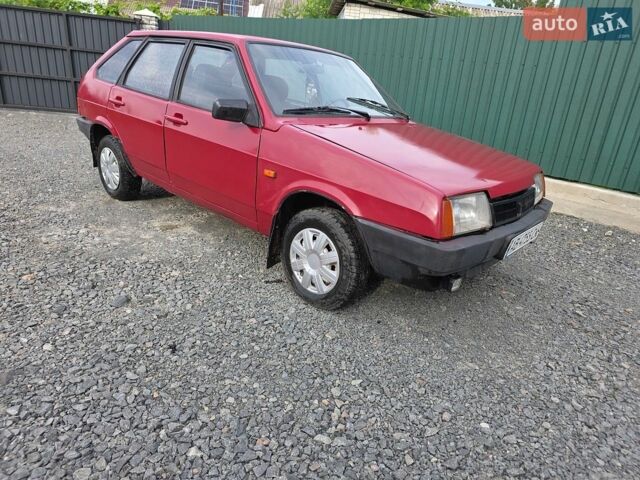 Красный ВАЗ 2109, объемом двигателя 1.5 л и пробегом 250 тыс. км за 950 $, фото 1 на Automoto.ua