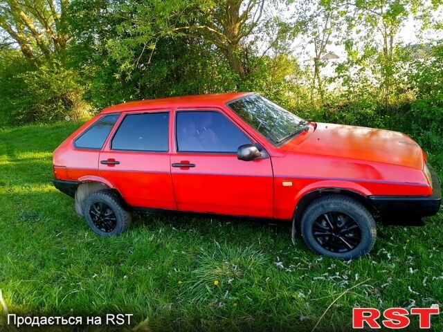 Красный ВАЗ 2109, объемом двигателя 1.5 л и пробегом 130 тыс. км за 450 $, фото 1 на Automoto.ua