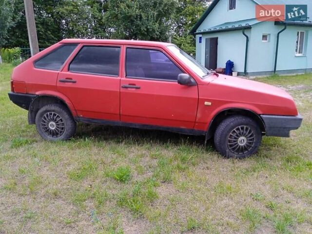 Красный ВАЗ 2109, объемом двигателя 1.5 л и пробегом 567 тыс. км за 560 $, фото 1 на Automoto.ua