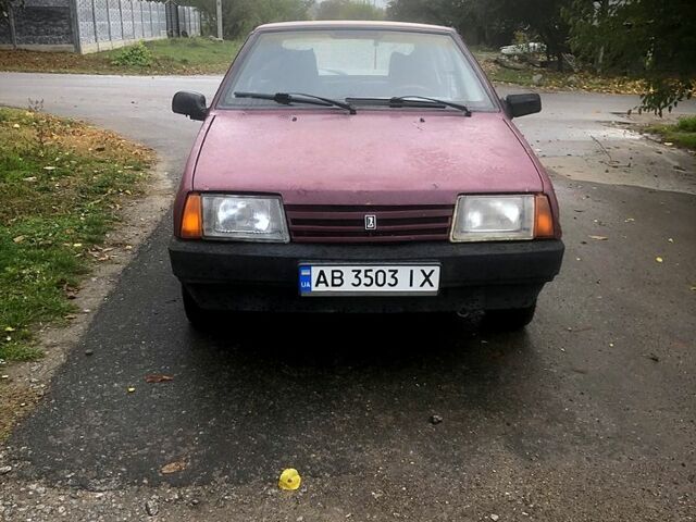 Красный ВАЗ 2109, объемом двигателя 1.5 л и пробегом 300 тыс. км за 600 $, фото 1 на Automoto.ua