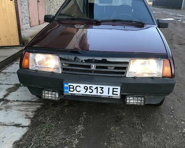 Красный ВАЗ 2109, объемом двигателя 1.5 л и пробегом 210 тыс. км за 2100 $, фото 1 на Automoto.ua