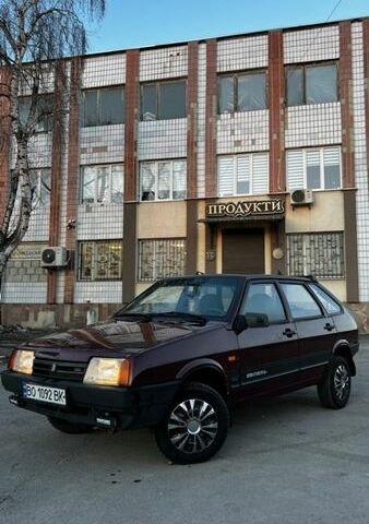 Красный ВАЗ 2109, объемом двигателя 1.5 л и пробегом 98 тыс. км за 1499 $, фото 1 на Automoto.ua