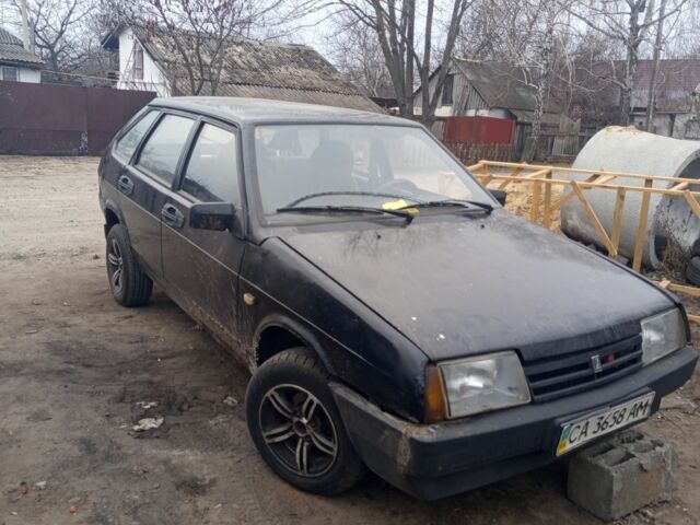 Красный ВАЗ 2109, объемом двигателя 1 л и пробегом 999 тыс. км за 903 $, фото 1 на Automoto.ua