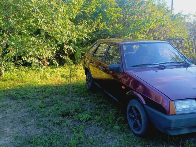Красный ВАЗ 2109, объемом двигателя 0 л и пробегом 300 тыс. км за 583 $, фото 1 на Automoto.ua