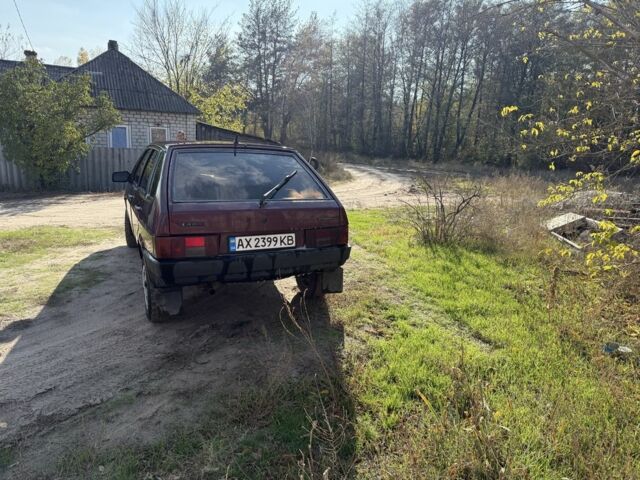 ВАЗ 2109 2008 в Изюме на Automoto.ua Красный ВАЗ 2109, объемом двигателя 1.6 л и пробегом 111 тыс. км за 1750 $, фото 1 на Automoto.ua