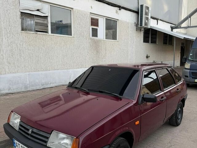 Красный ВАЗ 2109, объемом двигателя 1.6 л и пробегом 227 тыс. км за 2150 $, фото 1 на Automoto.ua