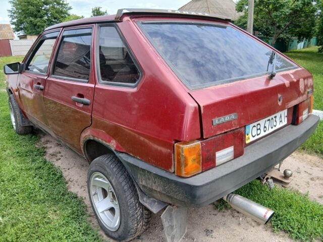 Красный ВАЗ 2109, объемом двигателя 1 л и пробегом 345 тыс. км за 602 $, фото 1 на Automoto.ua
