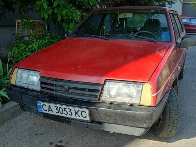 Красный ВАЗ 2109, объемом двигателя 1.3 л и пробегом 33 тыс. км за 549 $, фото 1 на Automoto.ua