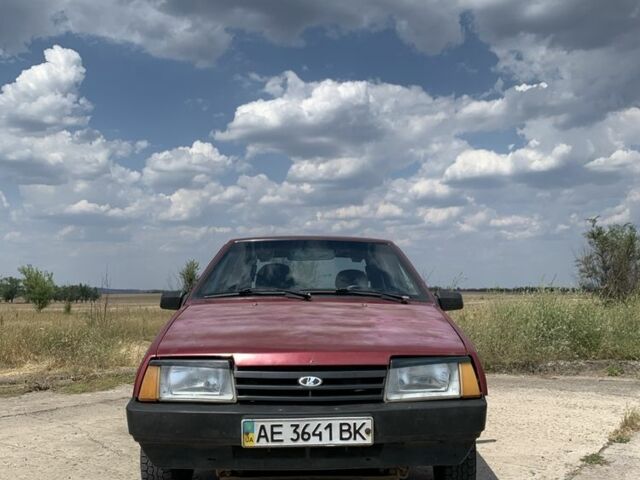 Красный ВАЗ 2109, объемом двигателя 1.5 л и пробегом 208 тыс. км за 550 $, фото 1 на Automoto.ua