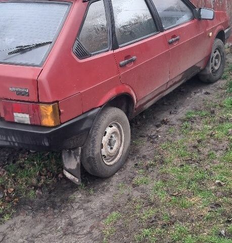 Красный ВАЗ 2109, объемом двигателя 1 л и пробегом 100 тыс. км за 1064 $, фото 1 на Automoto.ua