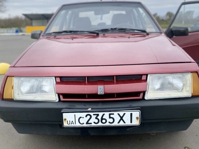 ВАЗ 2109 1992 в Кропивницком (Кировограде) на Automoto.ua Красный ВАЗ 2109, объемом двигателя 1.5 л и пробегом 200 тыс. км за 1500 $, фото 1 на Automoto.ua